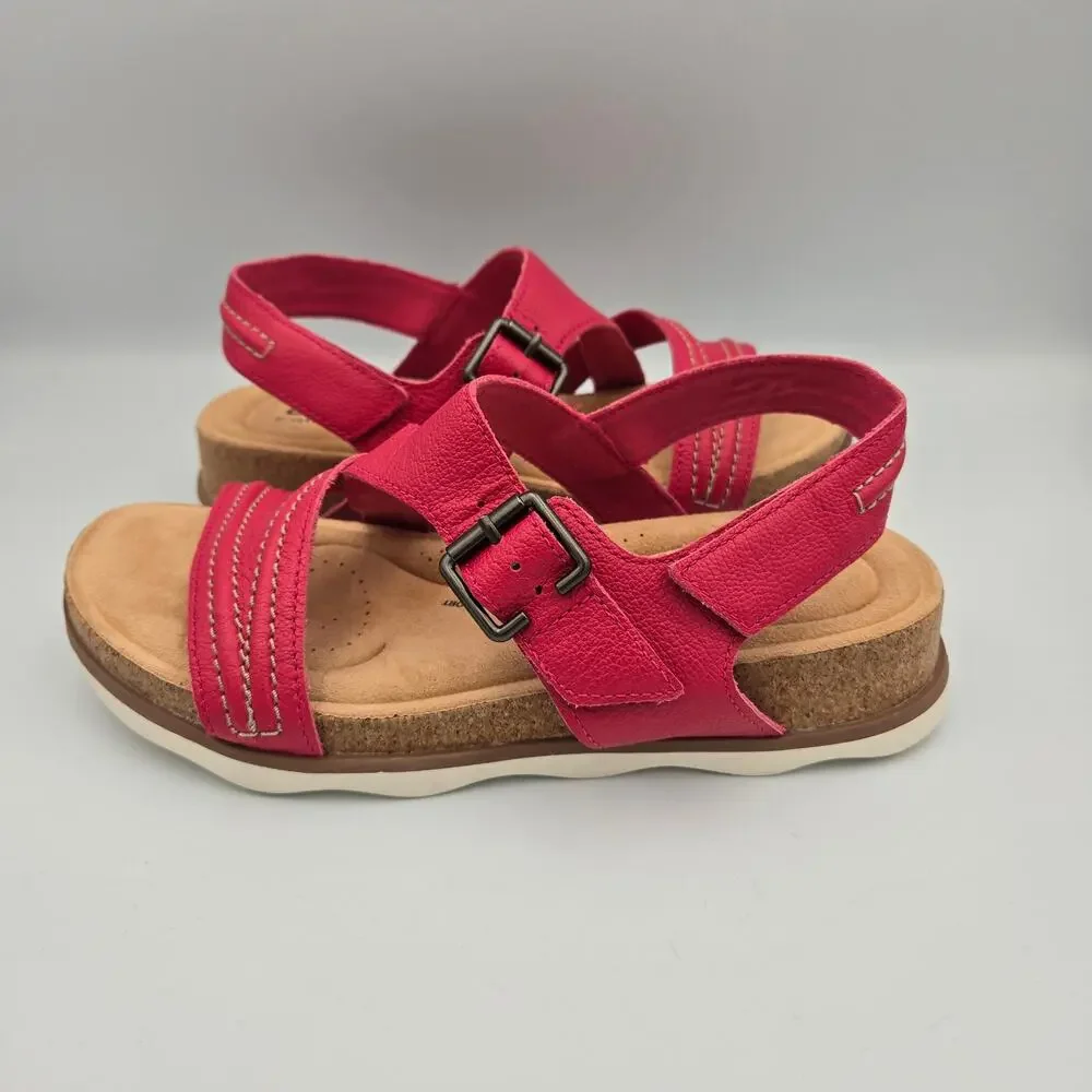 Clarks Brynn Step Fuchsia Leather Sandals – Women’s 6.5W
